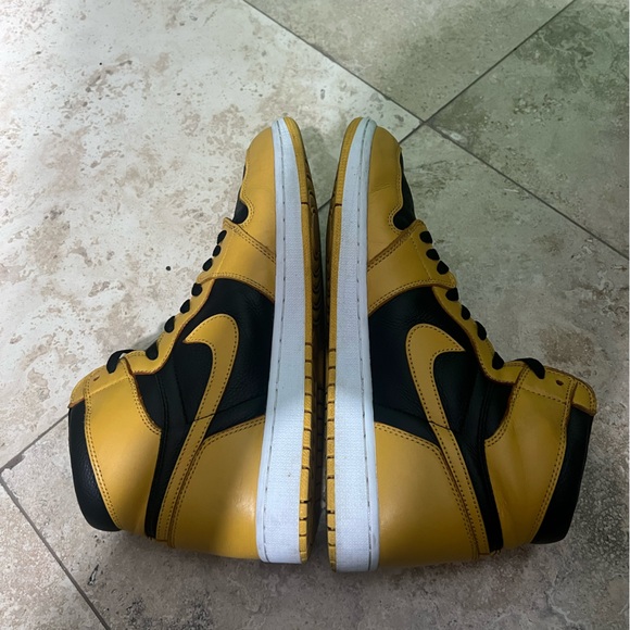 Jordan 1 - Picture 2 of 5